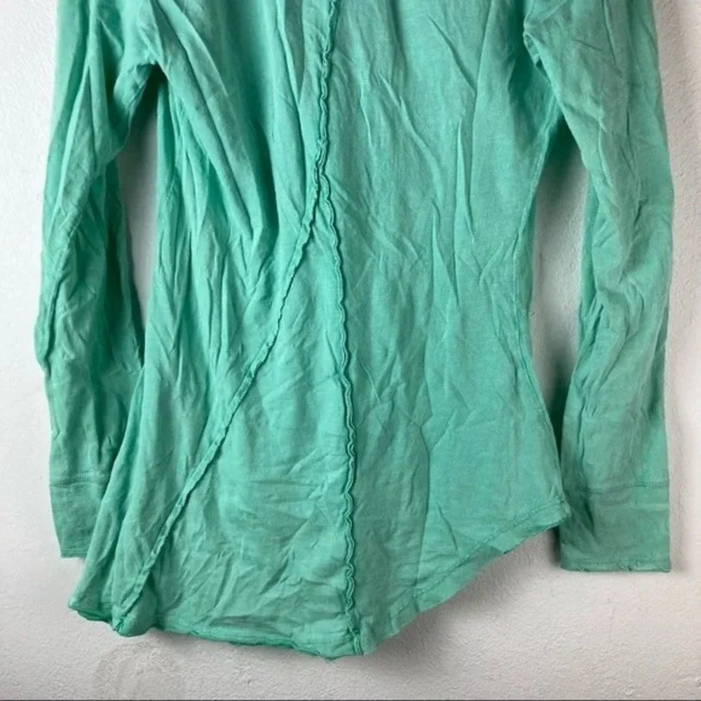 We The Free Free People Green‎ Henley Top Lace Trim Long Sleeve Women's L